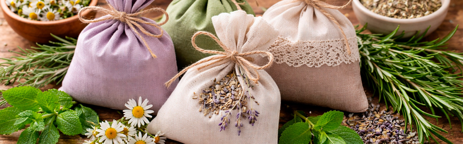 Sachês aromáticos com ervas