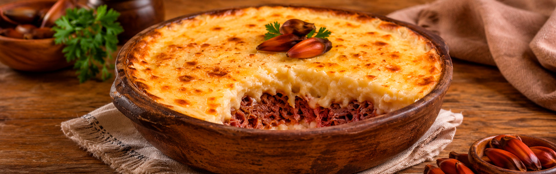 escondidinho de pinhão com carne seca